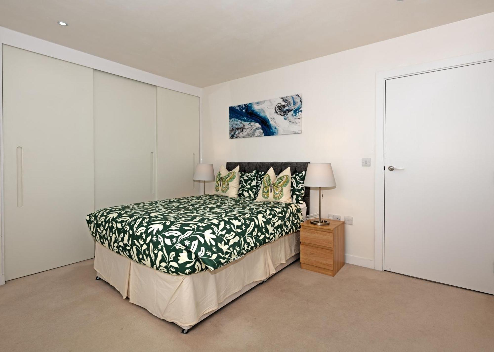 Kew Bridge Penthouse Apartment Лондон Екстериор снимка
